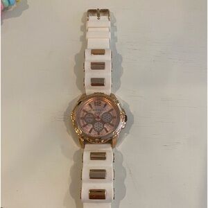 White and rose gold stainless steel watch Aeropostale